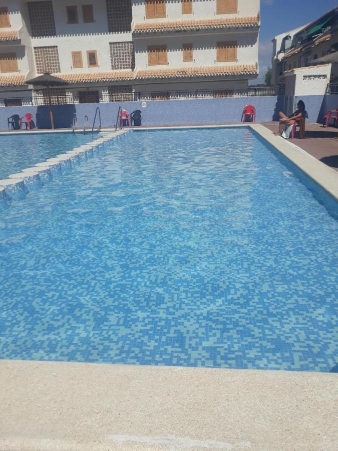 Apartamento Santa Pola, En Playa Del Tamarit Con Piscina. المظهر الخارجي الصورة