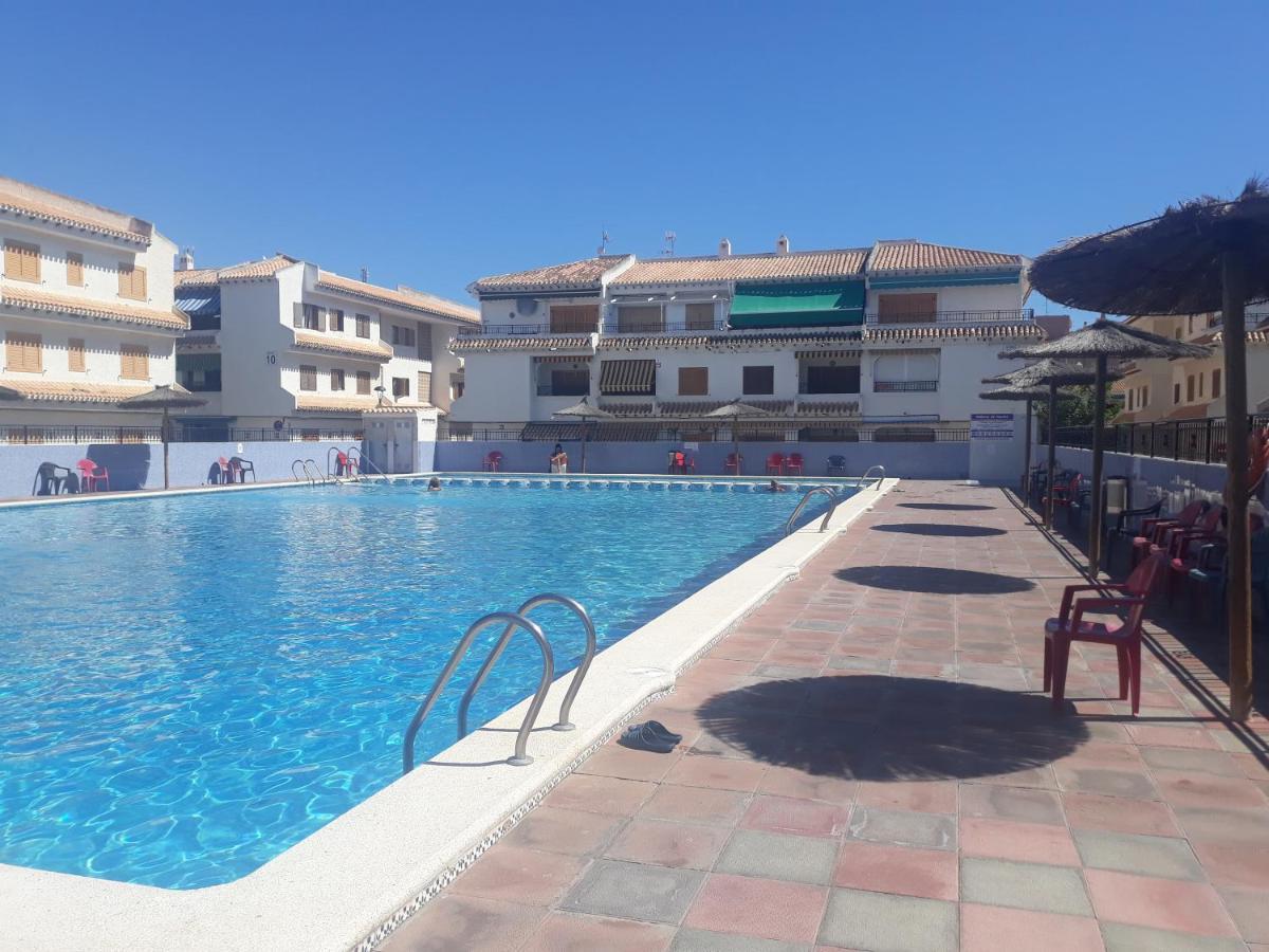 Apartamento Santa Pola, En Playa Del Tamarit Con Piscina. المظهر الخارجي الصورة