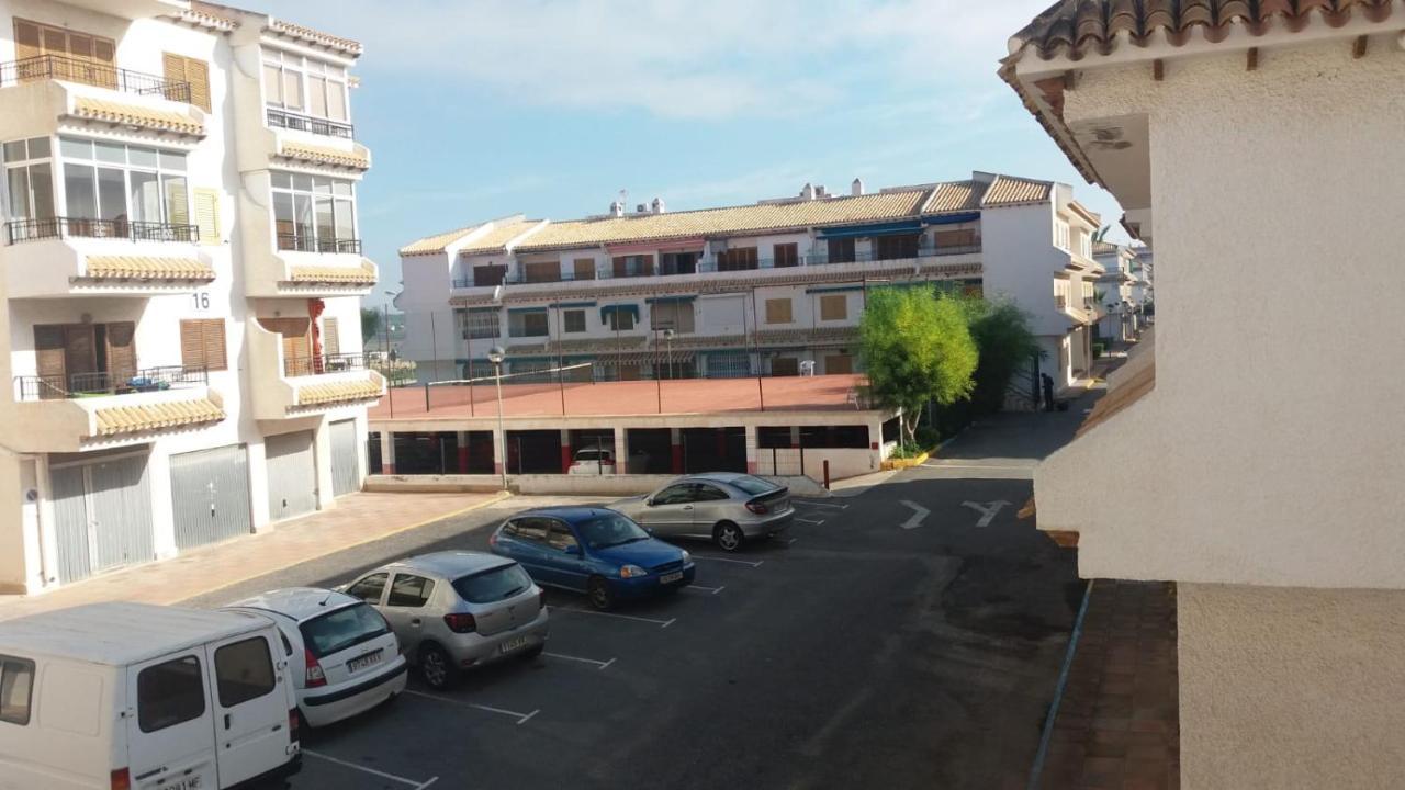 Apartamento Santa Pola, En Playa Del Tamarit Con Piscina. المظهر الخارجي الصورة