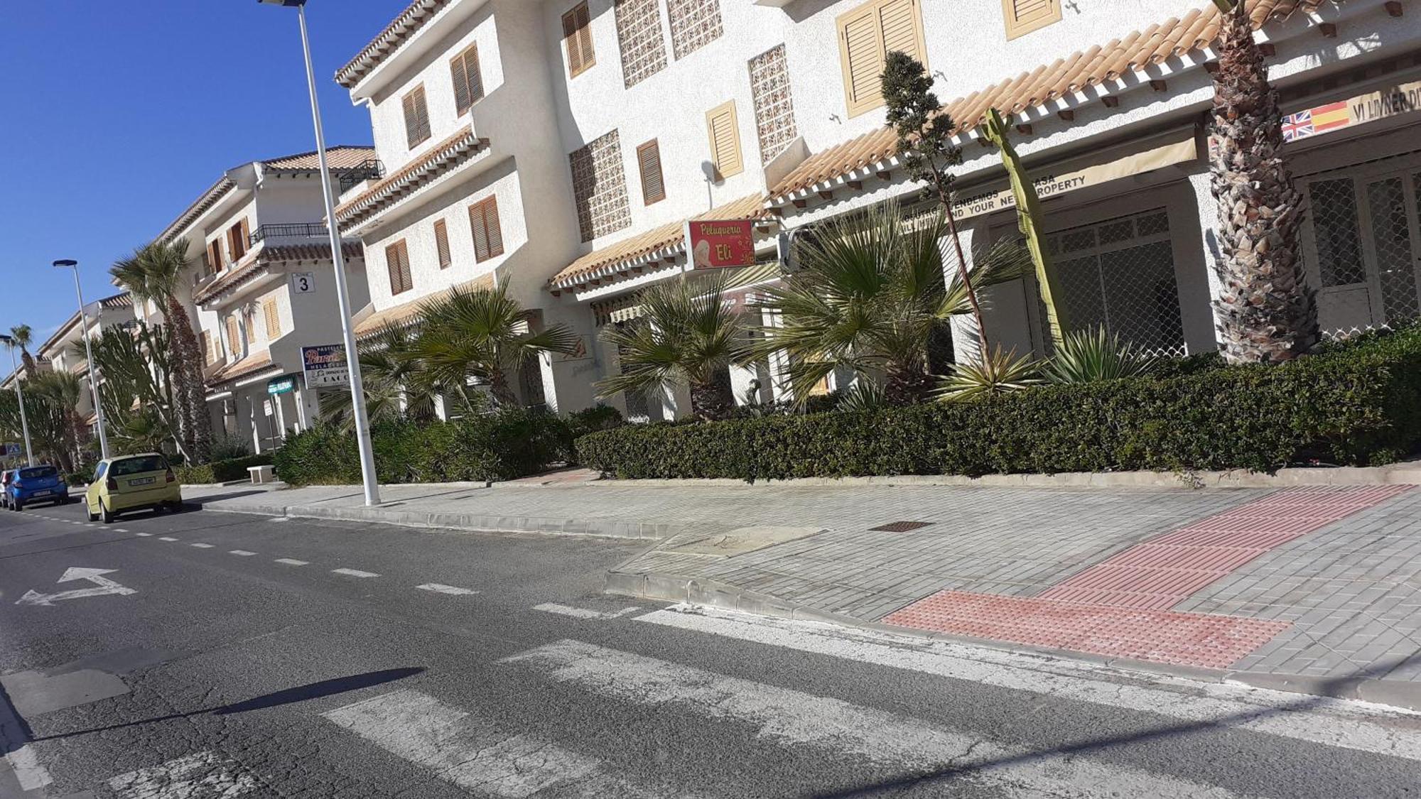Apartamento Santa Pola, En Playa Del Tamarit Con Piscina. المظهر الخارجي الصورة